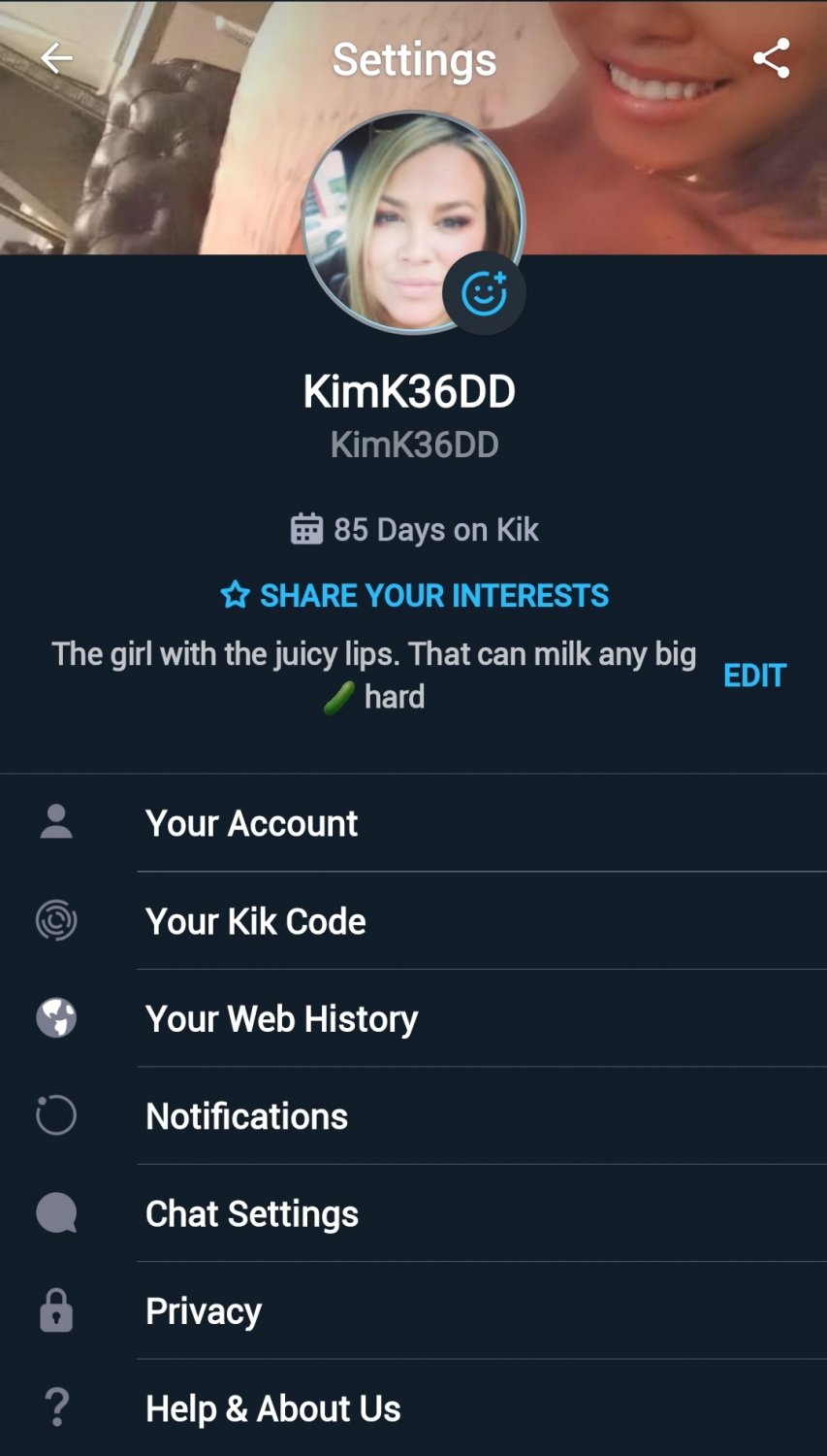 Big titty, juicy lips, cock craving slut. See her KIK here... #5zwPn3x8
