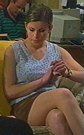 Brooke Satchwell Gallery #PfKwBgAL