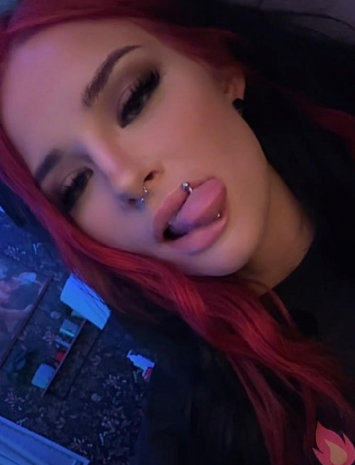 Tongue.bandit #IWzwXDF8