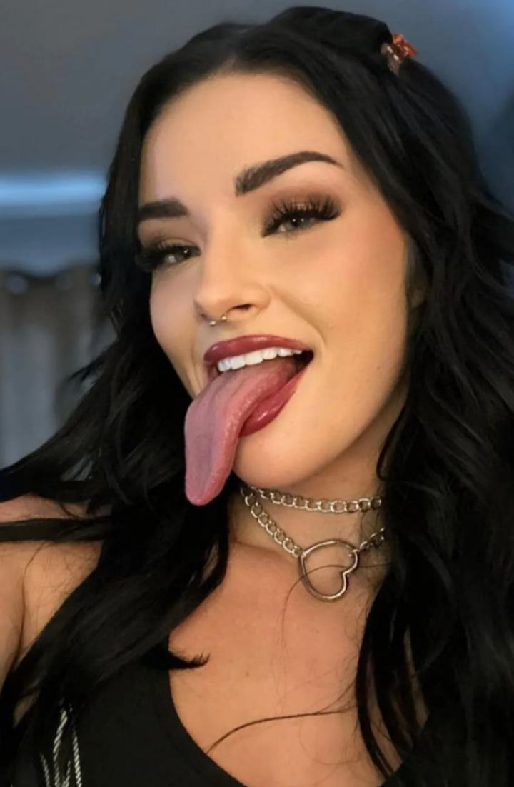 Tongue.bandit #XtSrBJkL