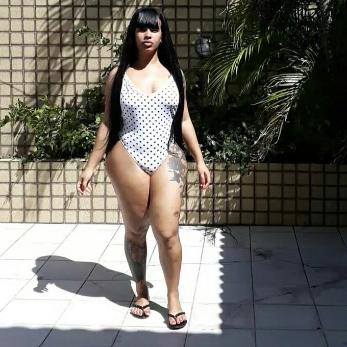 Mujer mamao #e6e1vKmS