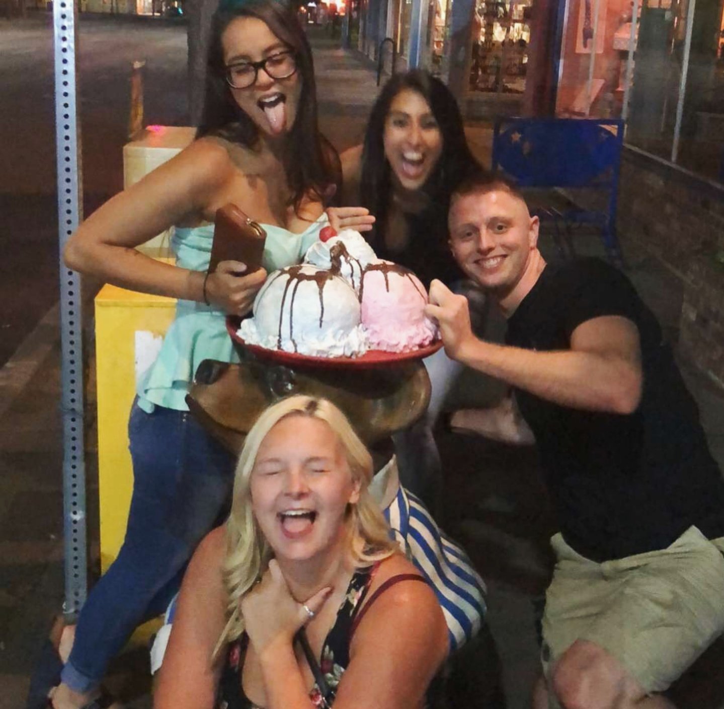 teacher E 2 #HkBWMteH